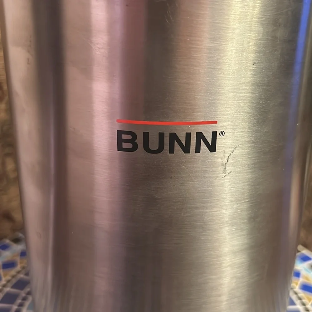 BUNN 2.5 Liter Lever-Action Airpot, Stainless Steel, 32125.0000